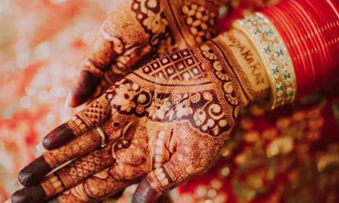 Raju mehandi artist Dehradun